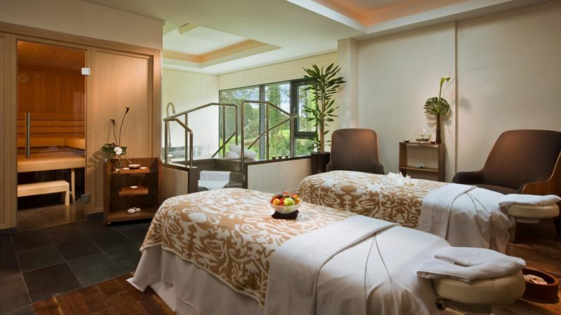 CMR Spa Couples Suite
