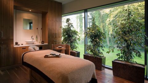 CMR Spa Massage Room