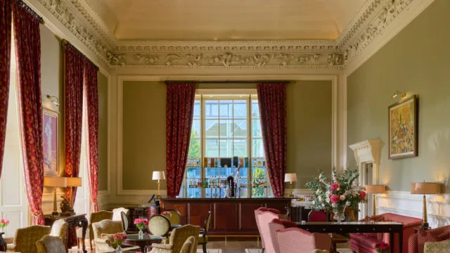 Knights Bar Castlemartyr