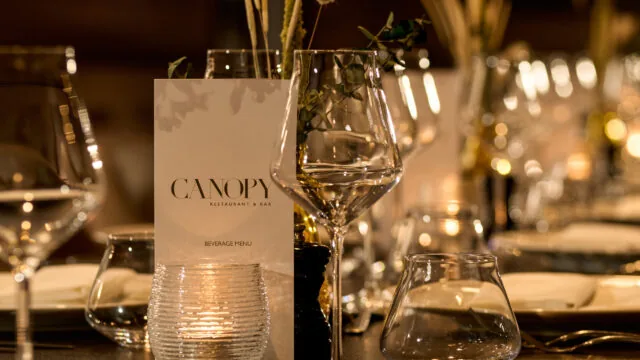 Canopy restaurant Table Detail